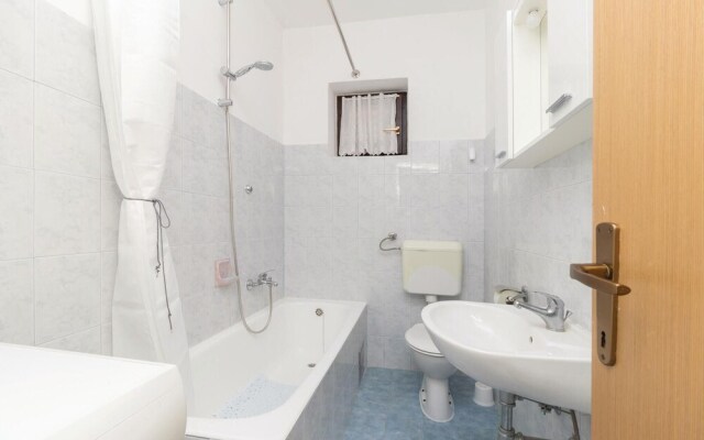 Amazing Apartment in Zadar With 2 Bedrooms and Wifi