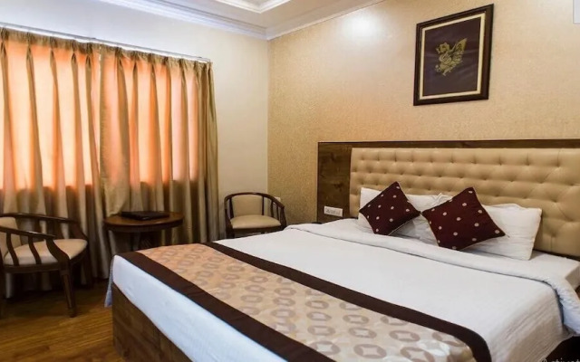 Wingston A TreeHouse Hotel Mathura