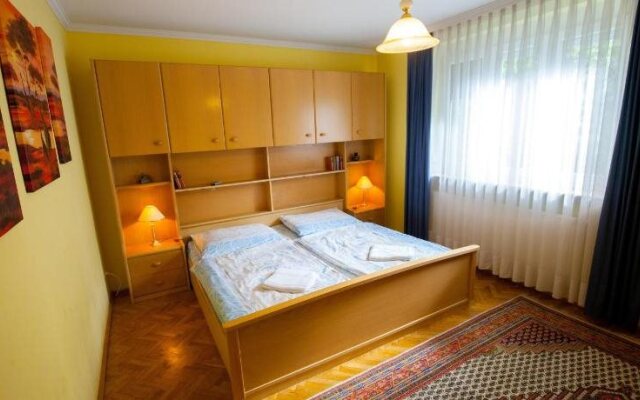 Fekete Forras Apartman