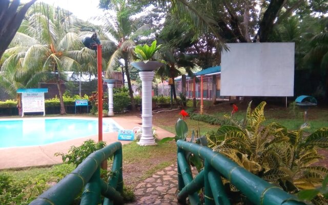 Villa Paraiso Resort & Apartelle