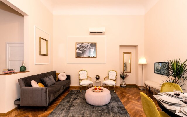 New Florence palazzo - 3 Bedrooms - Private Terrace - Wifi