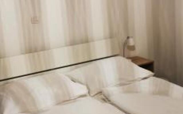 Zadar Street Apartments and Room