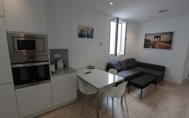 Apartment With one Bedroom in Madrid, With Wonderful City View, Balcony and Wifi