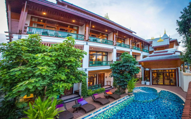 Sunday Villa Sirilanna Hotel