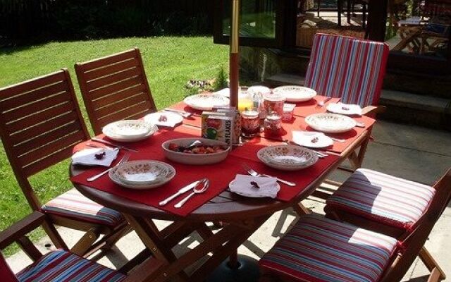 Woods End Bed  Breakfast
