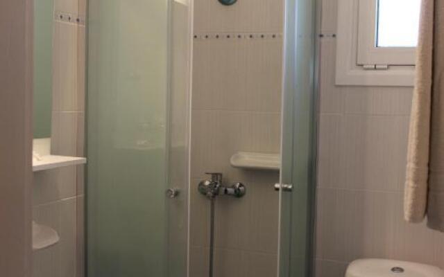 Aparthotel 2 Stars Ios