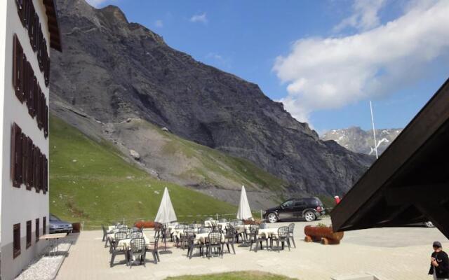 Hotel Restaurant du Sanetsch