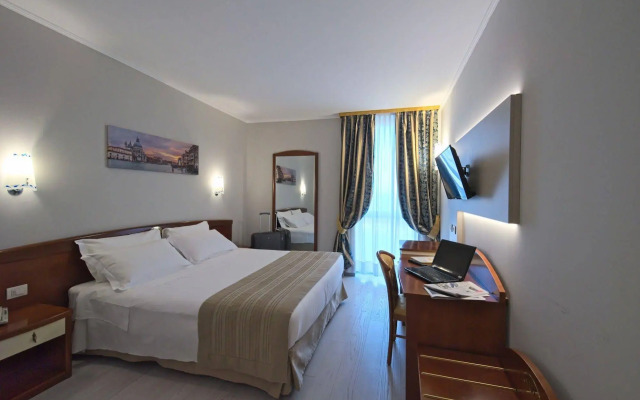 Noventa Hotel