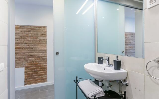 Aparteasy Deluxe apartments