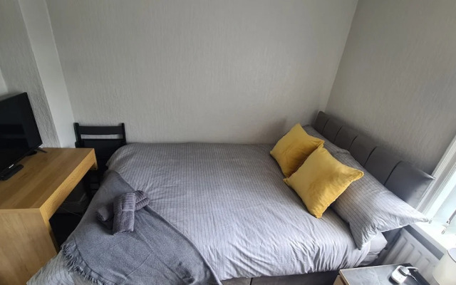 Ravenhill Town house  Belfast