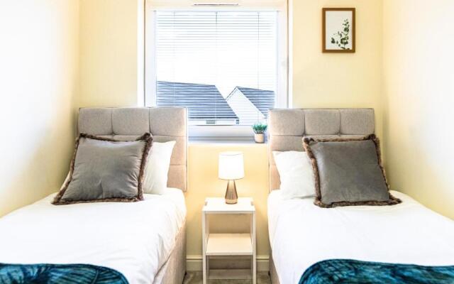 Waterside Lodge by PAY AS U STAY