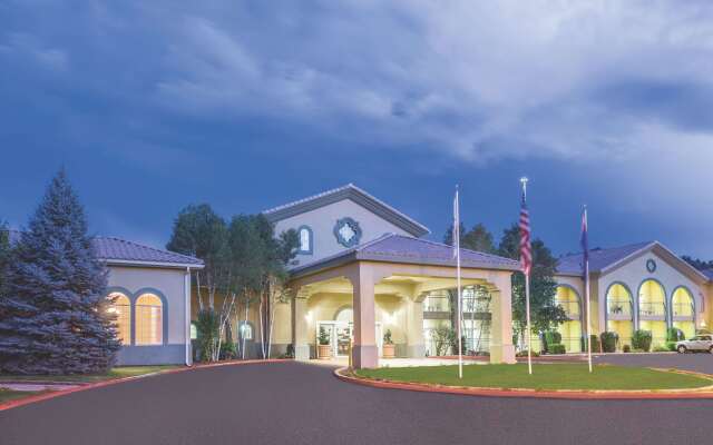 La Quinta Inn & Suites by Wyndham Conference Center Prescott