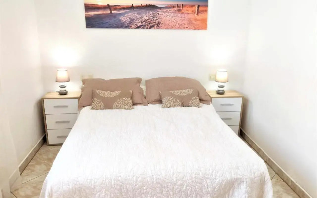 Cosy Bungalow Near Beach