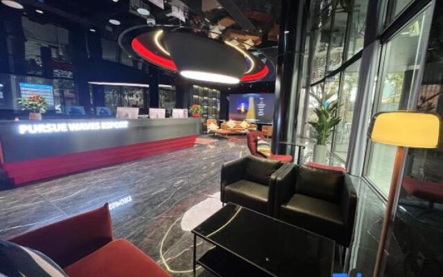 Pursue Waves E-Sports Hotel (Shanghai New International Expo Center)
