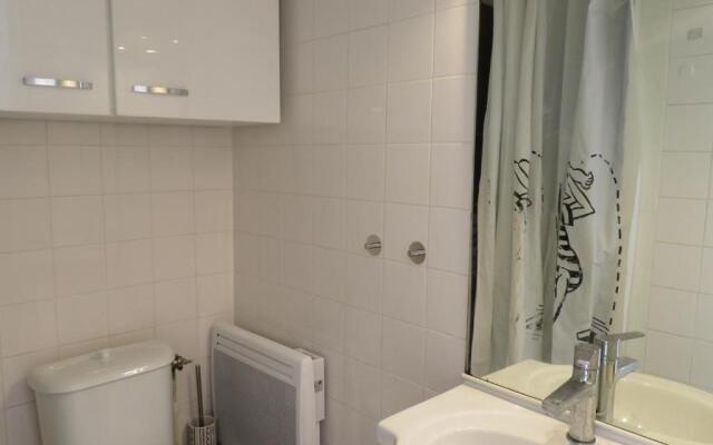 Appartement Sète, 1 pièce, 4 personnes - FR-1-338-366