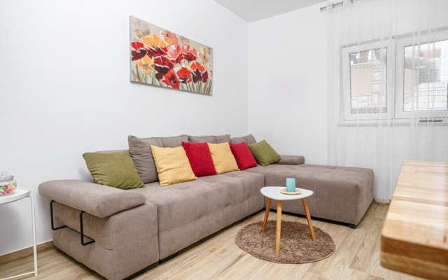"air-conditioned Apartment on the Ground Floor With 2 Bedrooms"