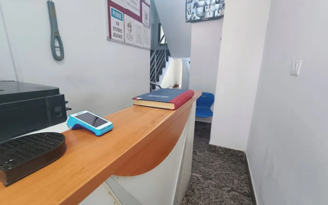 Hotel Crystel Residency