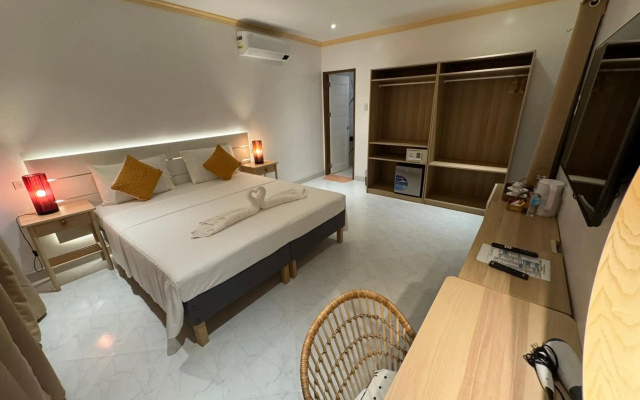 Alona Vida Beach Resort