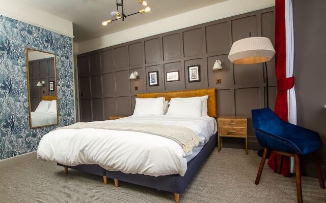 The West Bay Hotel