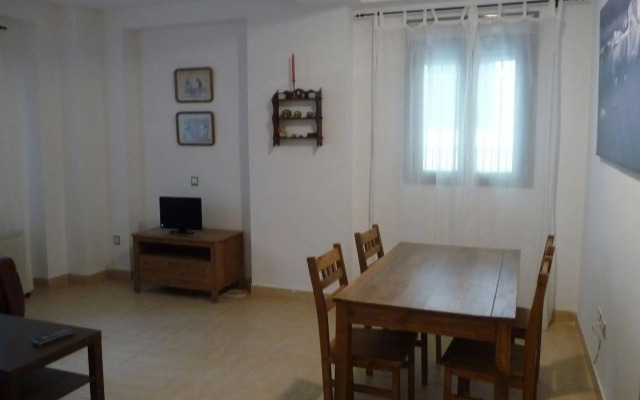 Apartamentos Turisticos La Encarnación