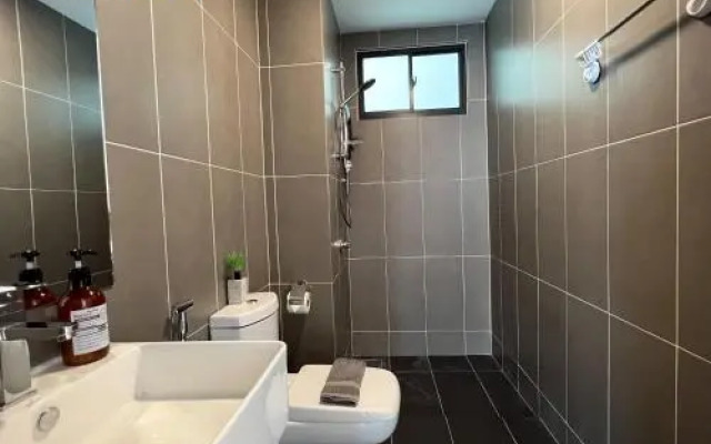 Greenfield Residence by Five Senses