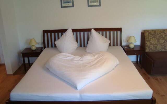 Room-holiday Home Kahr Apartment Roßbran