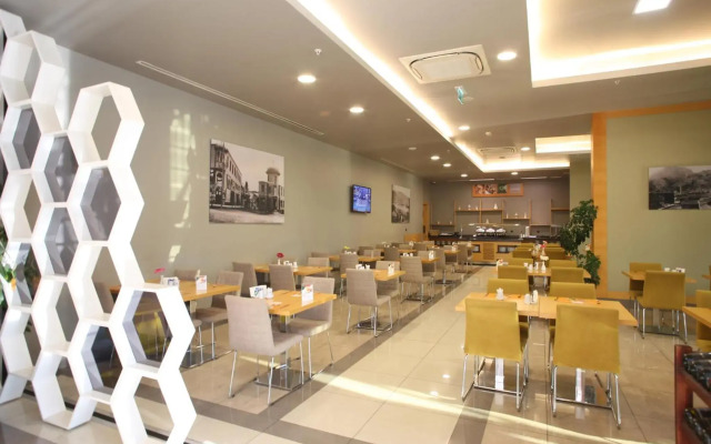 Holiday Inn Express Manisa - West by IHG