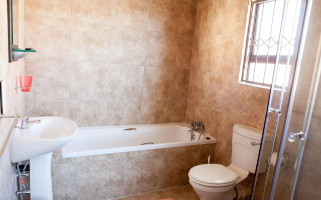 Oria Guesthouse