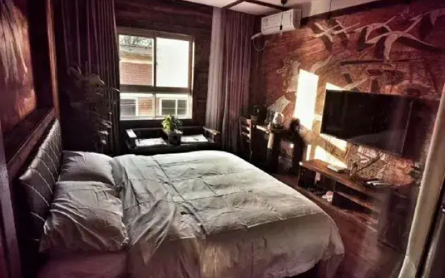 Luoyang Qiju Tea House Hotel