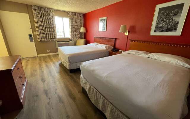 Travelodge by Wyndham Imperial/El Centro