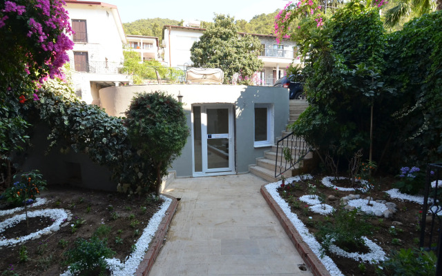 Mykonut Boutique Suites