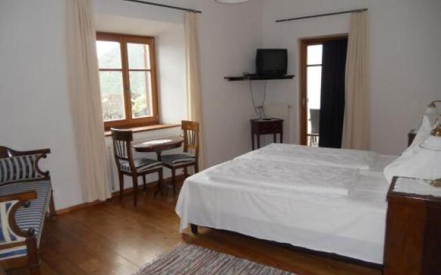 Hotel Garni Hirschen