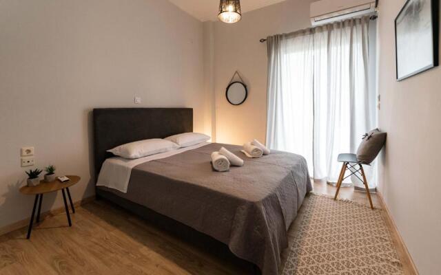 Avra Apartment