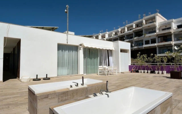 Modern Apartment in Solana Matorral With Terrace