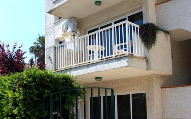 Apartamentos Massol