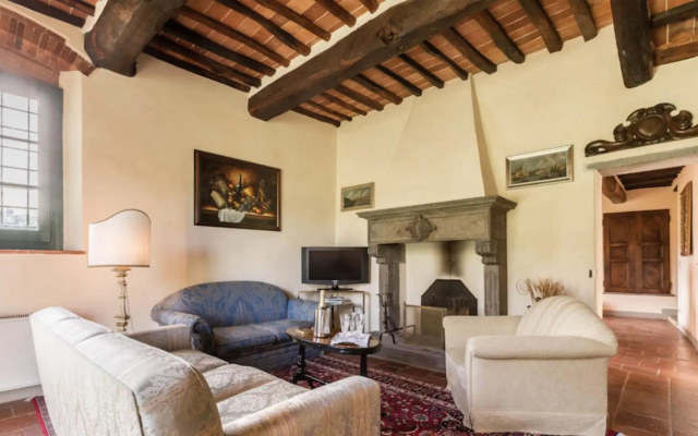 Villa Roncosi Beautiful 15-bed Villa With Jacuzzi-villa Roncosi