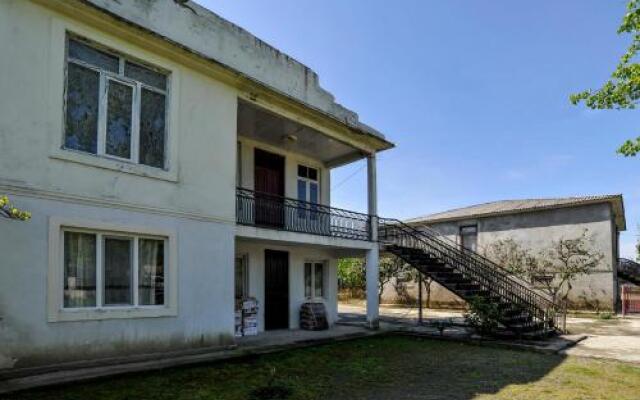 Mamanti House