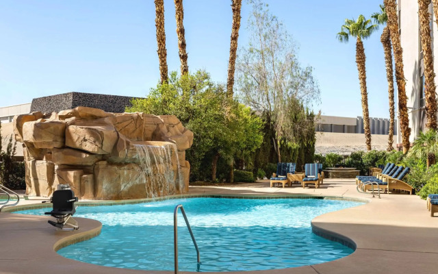 Hampton Inn Tropicana