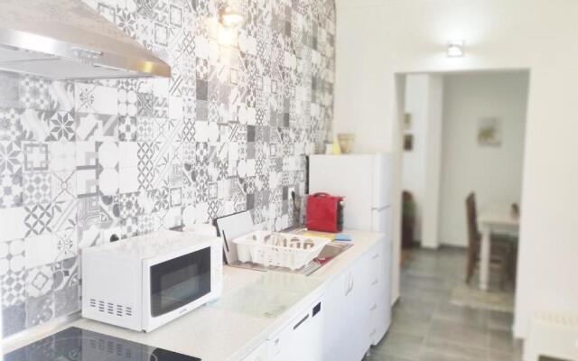 Pinheiro de Monsaraz-Casas da Colmeia T2