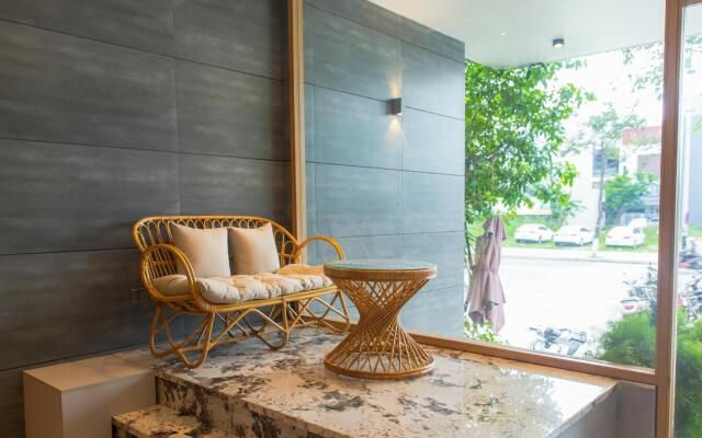 Shi House by Haviland