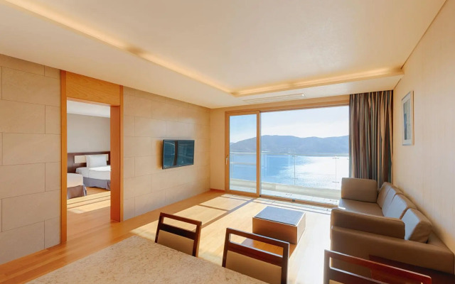 Sono Calm Geoje