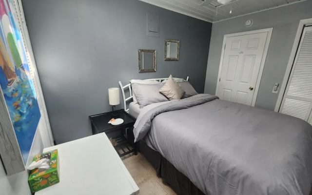 Paradise Cove at Lemon Bay