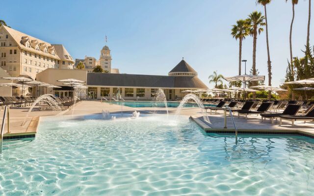 Claremont Resort & Club