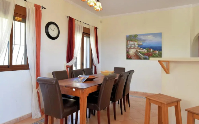 Comfortable Luxury Villa With Private Swimming Pool