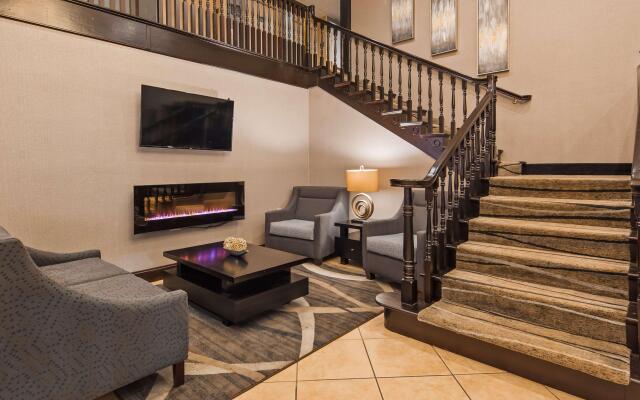 Best Western Plus Russellville Hotel & Suites