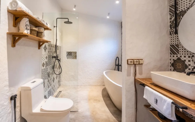 Rumah villa by EVDEkimi Ubud - Longer Stay More Rewards