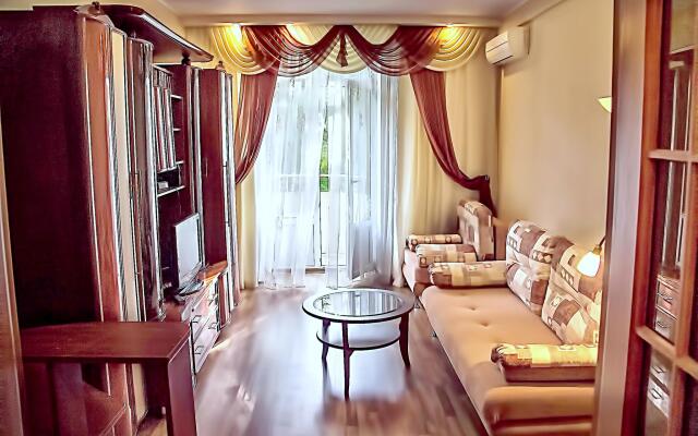 Pryanik Apartments (Gingerbread Apartments) on Pervomayskaya Street 9