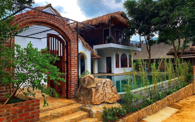 Mai Chau Rustic Home - Hostel