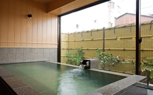 Kotohira River Side Hotel