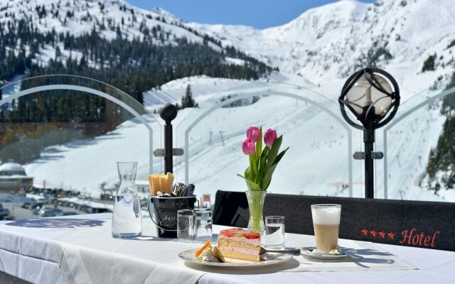 Hotel Almhof